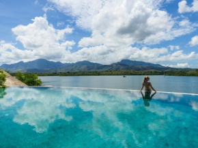  Menjangan Dynasty Resort  Banyuwangi